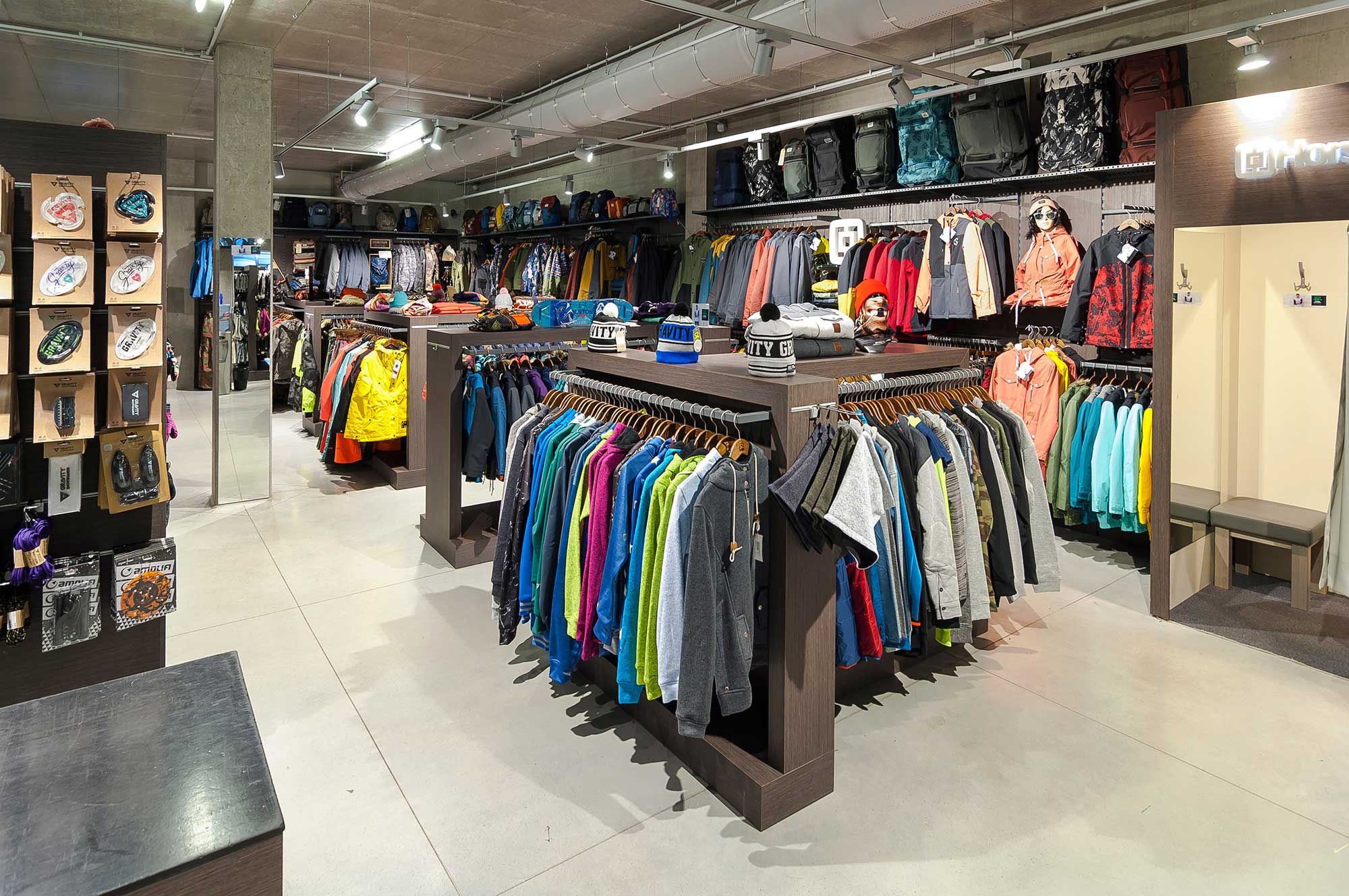 Prodejna Snowboard Zezula Snowboard Shop & Brno Snowboard