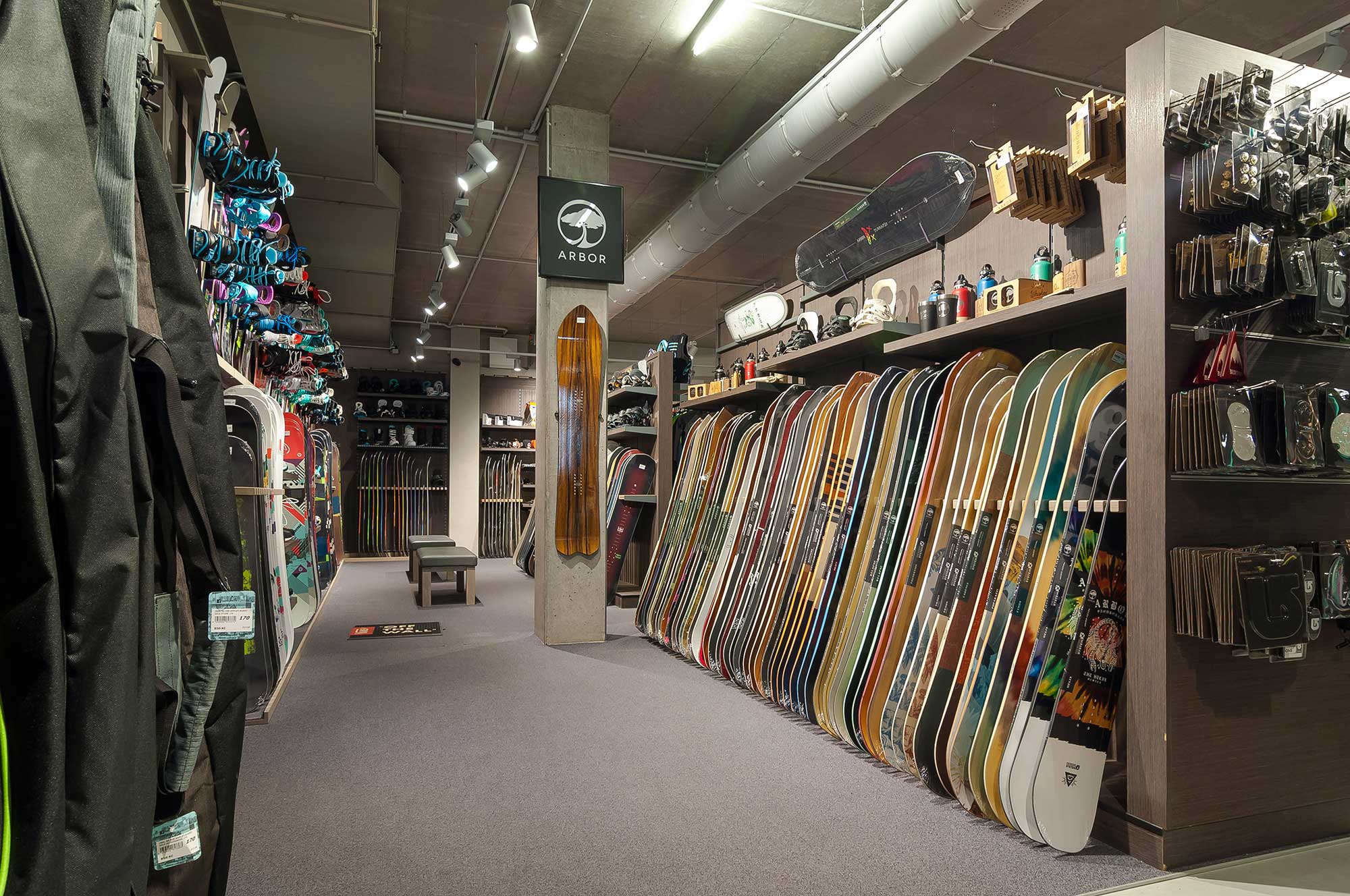 Prodejna Snowboard Zezula Snowboard Shop & Brno Snowboard