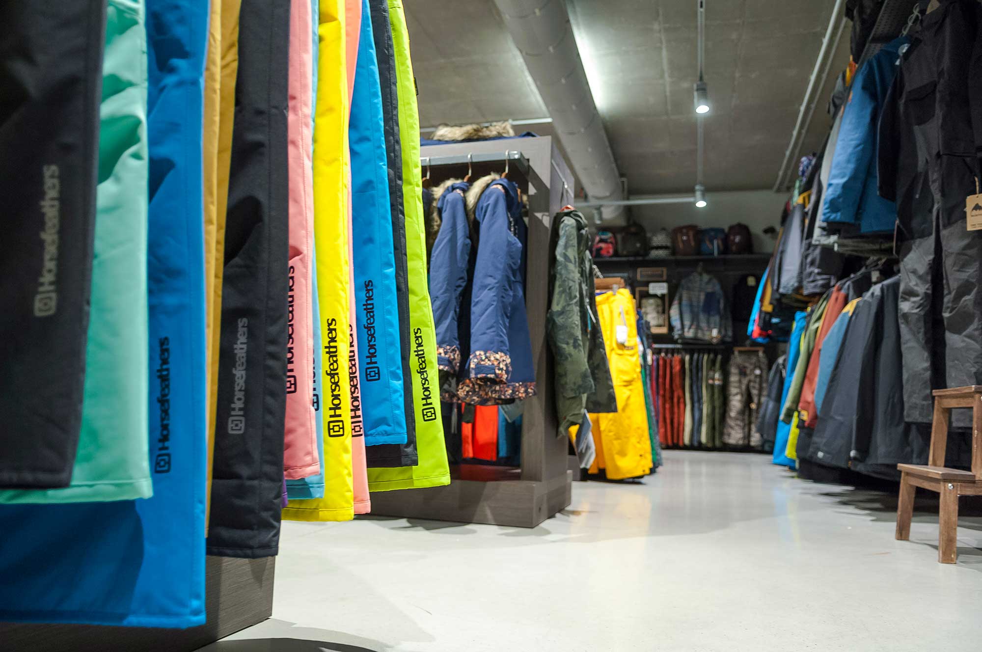 Prodejna Snowboard Zezula Snowboard Shop & Brno Snowboard